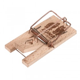 Capcana mecanica sobolani soareci Luna